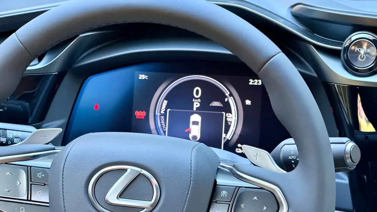 painel de instrumentos lexus rz