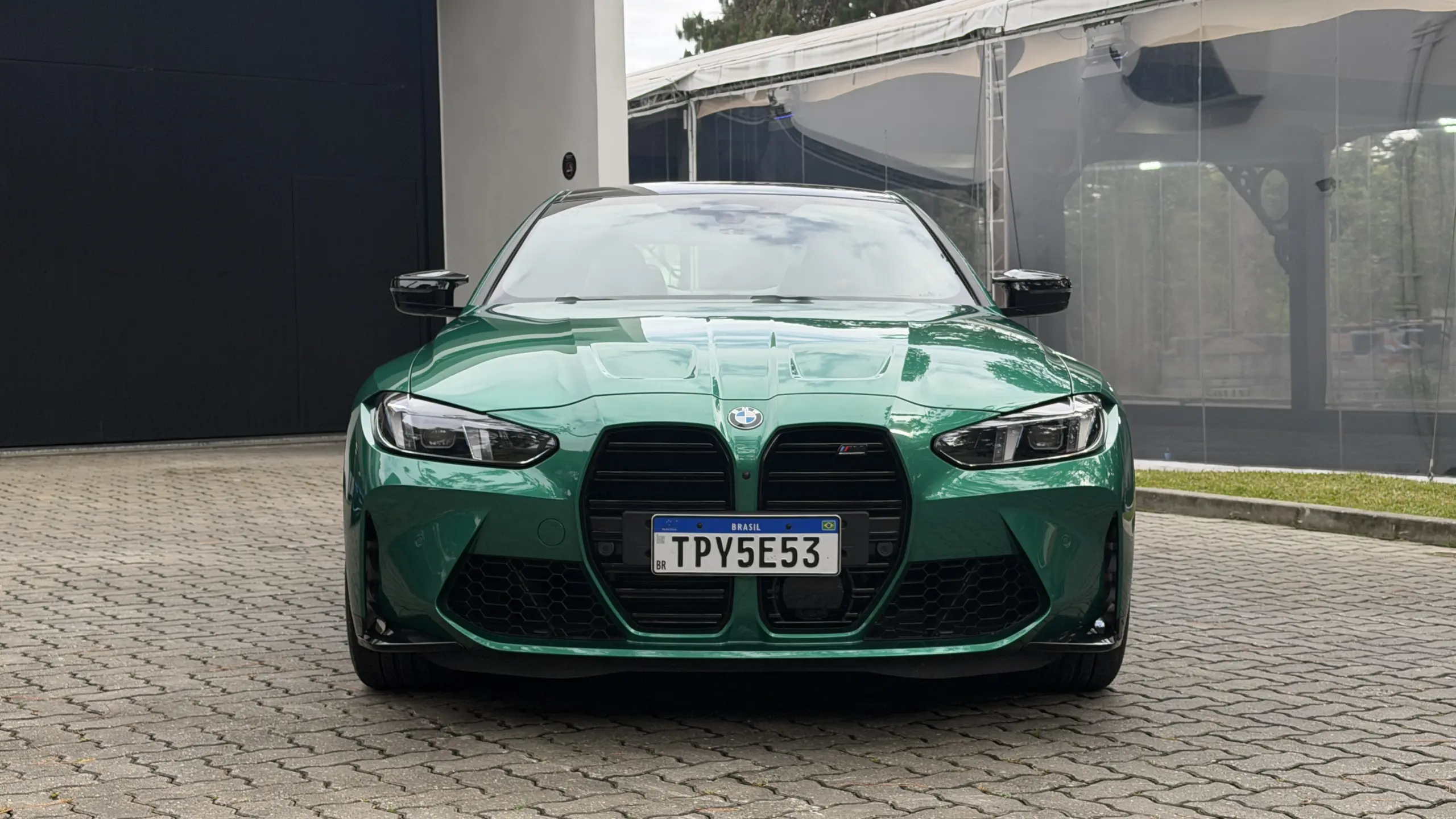 BMW M4 Competition não aceita desaforo e essa é sua graça | Impressões