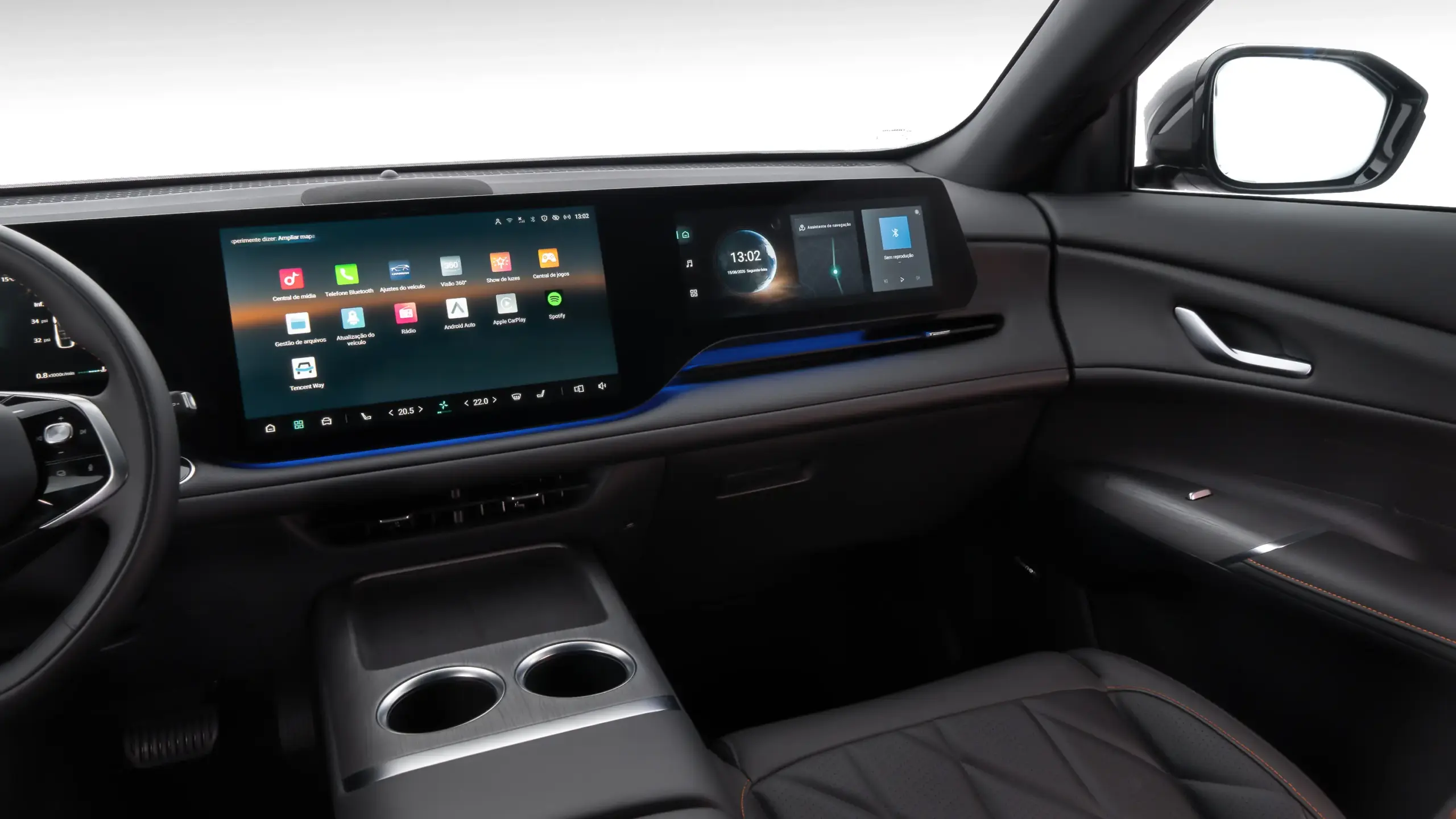 Caoa Changan CS75 interior