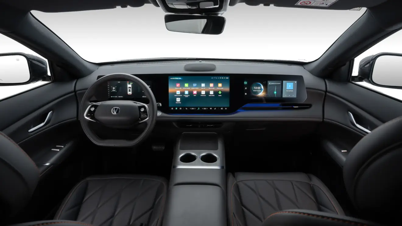 Caoa Changan CS75 interior