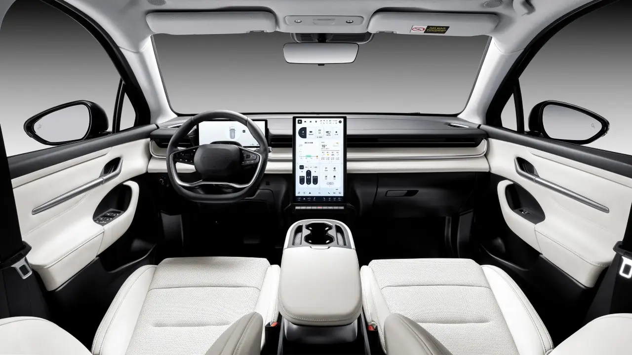 Foxconn Cavira , carro produzido pela empresa do iPhone
