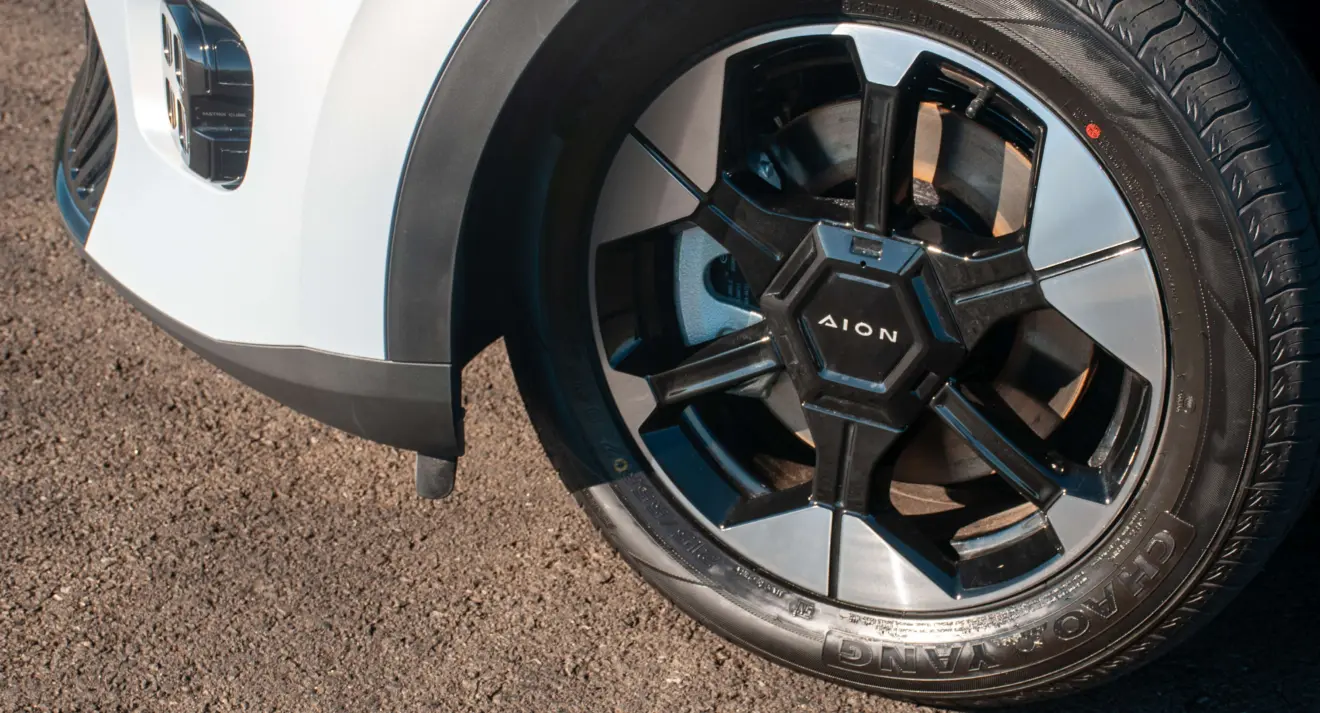 GAC Aion UT rodas 