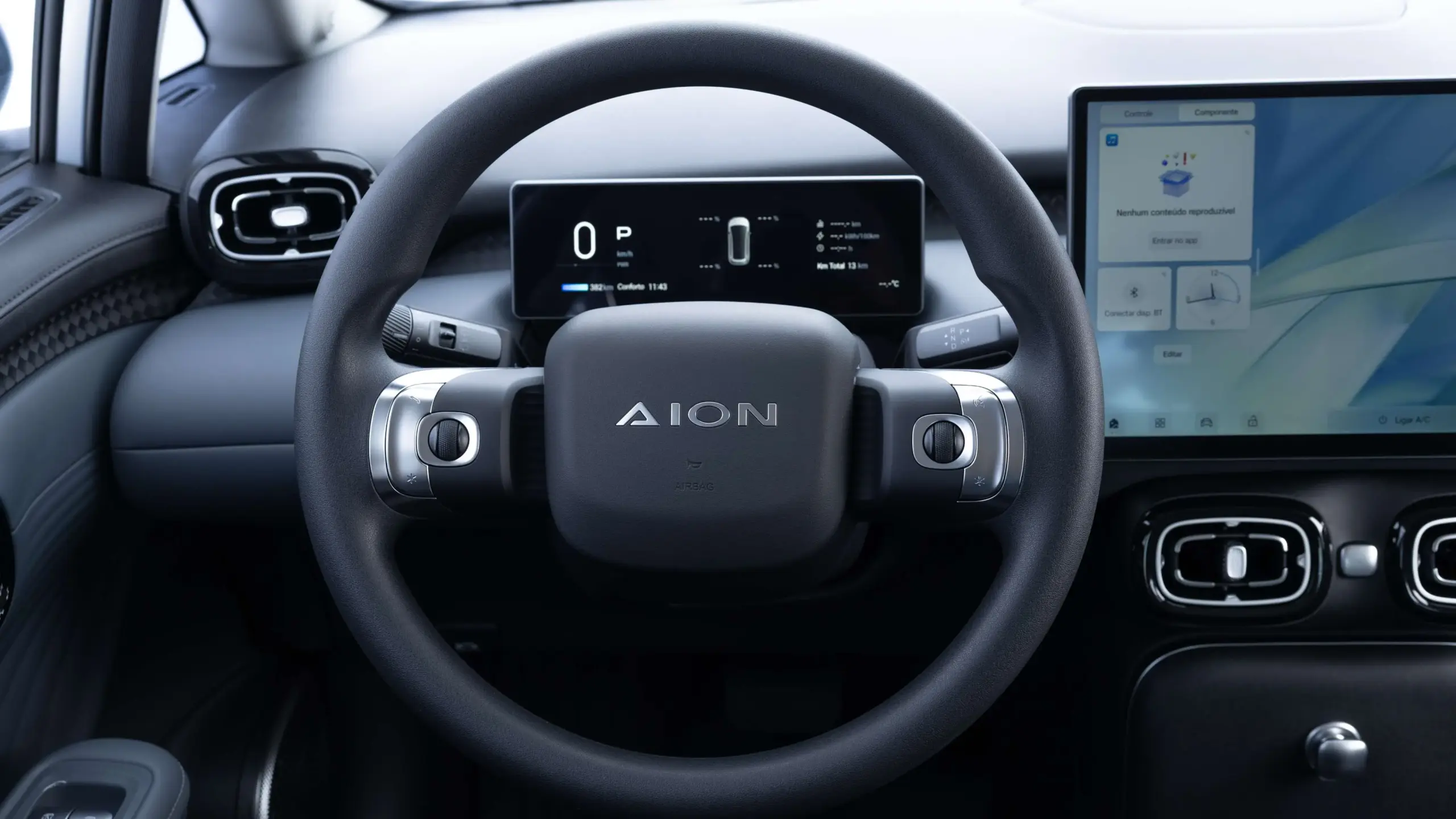 GAC Aion UT INTERIOR