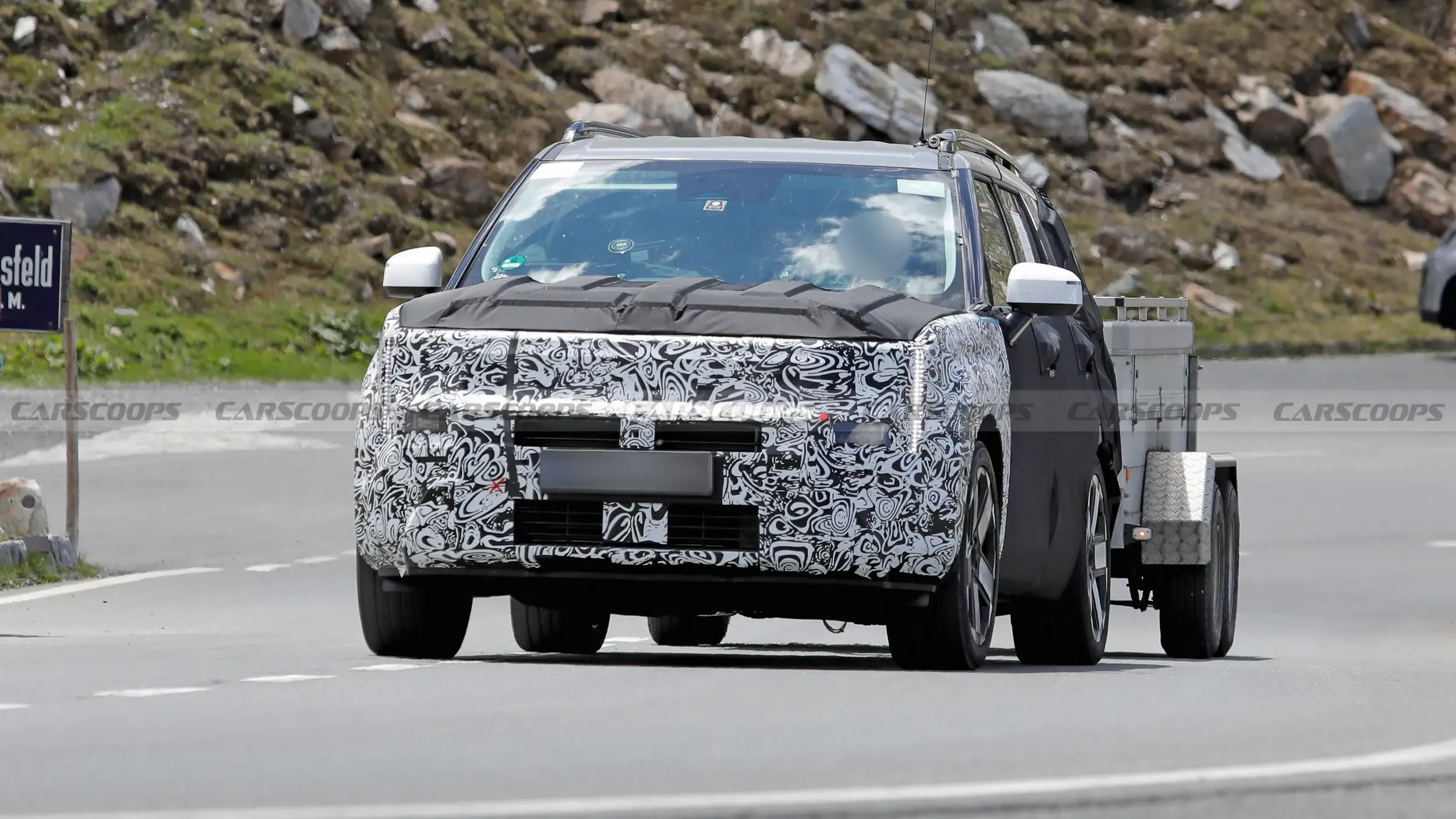 Hyundai Santa Fe reestilização EUA camuflado
