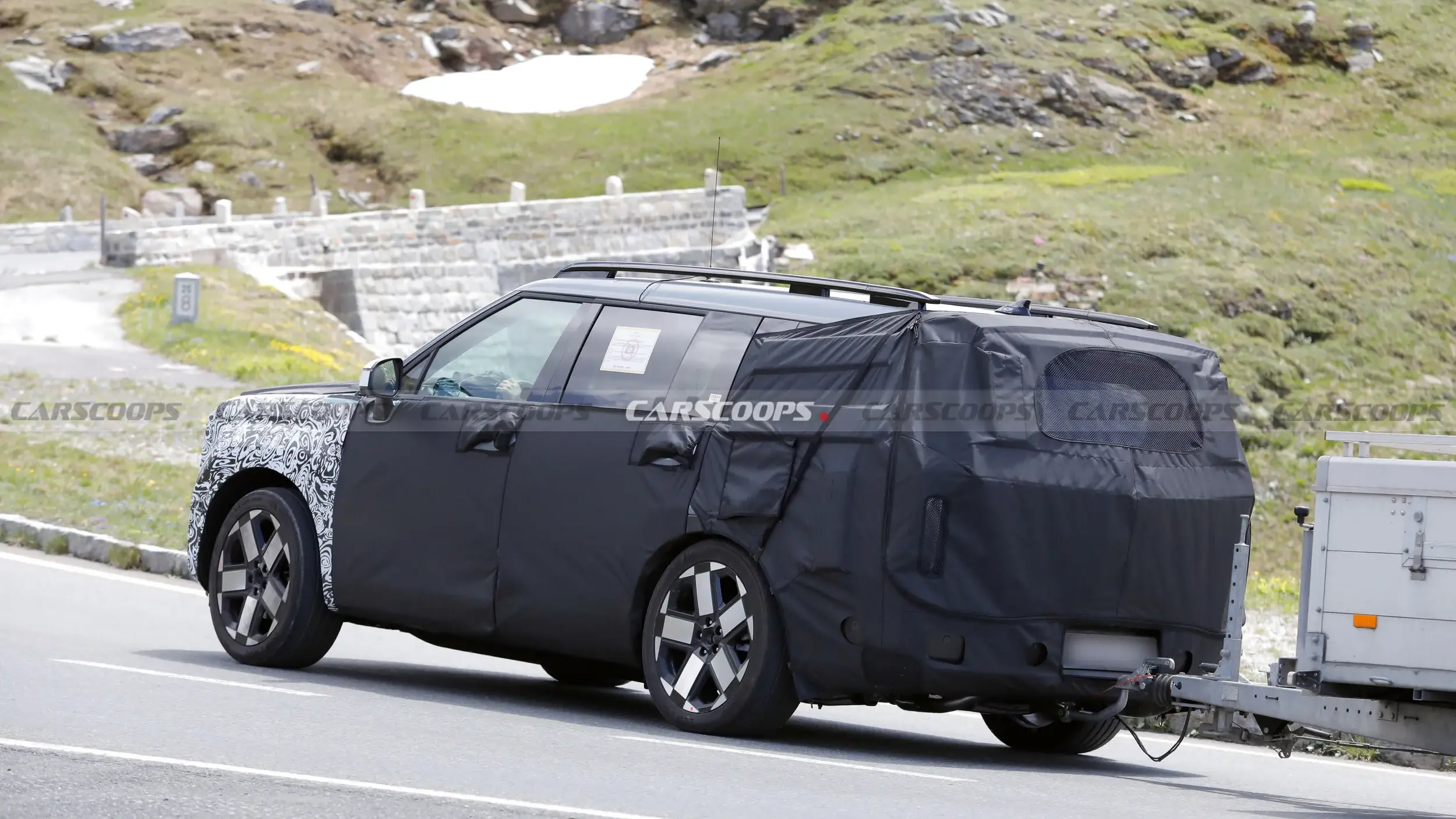 Hyundai Santa Fe reestilização EUA camuflado