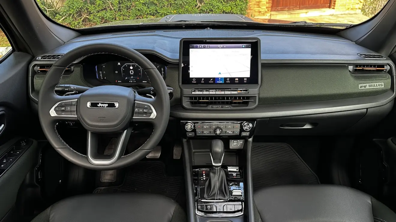 Painel do do Jeep Renegade Willys T270 4x4 