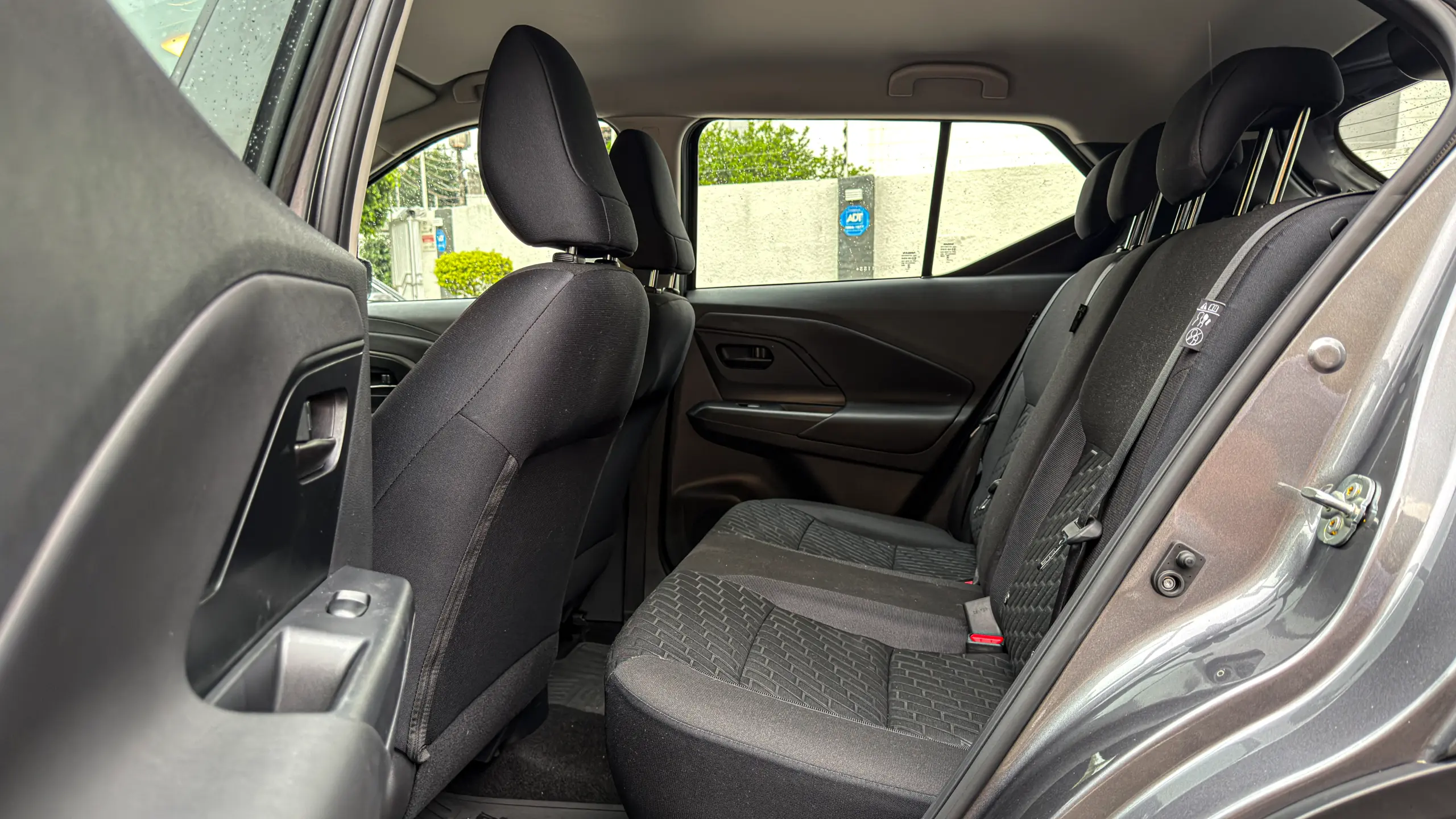 Nissan Kait na versão Sense Plus e seu interior para avaliação e teste