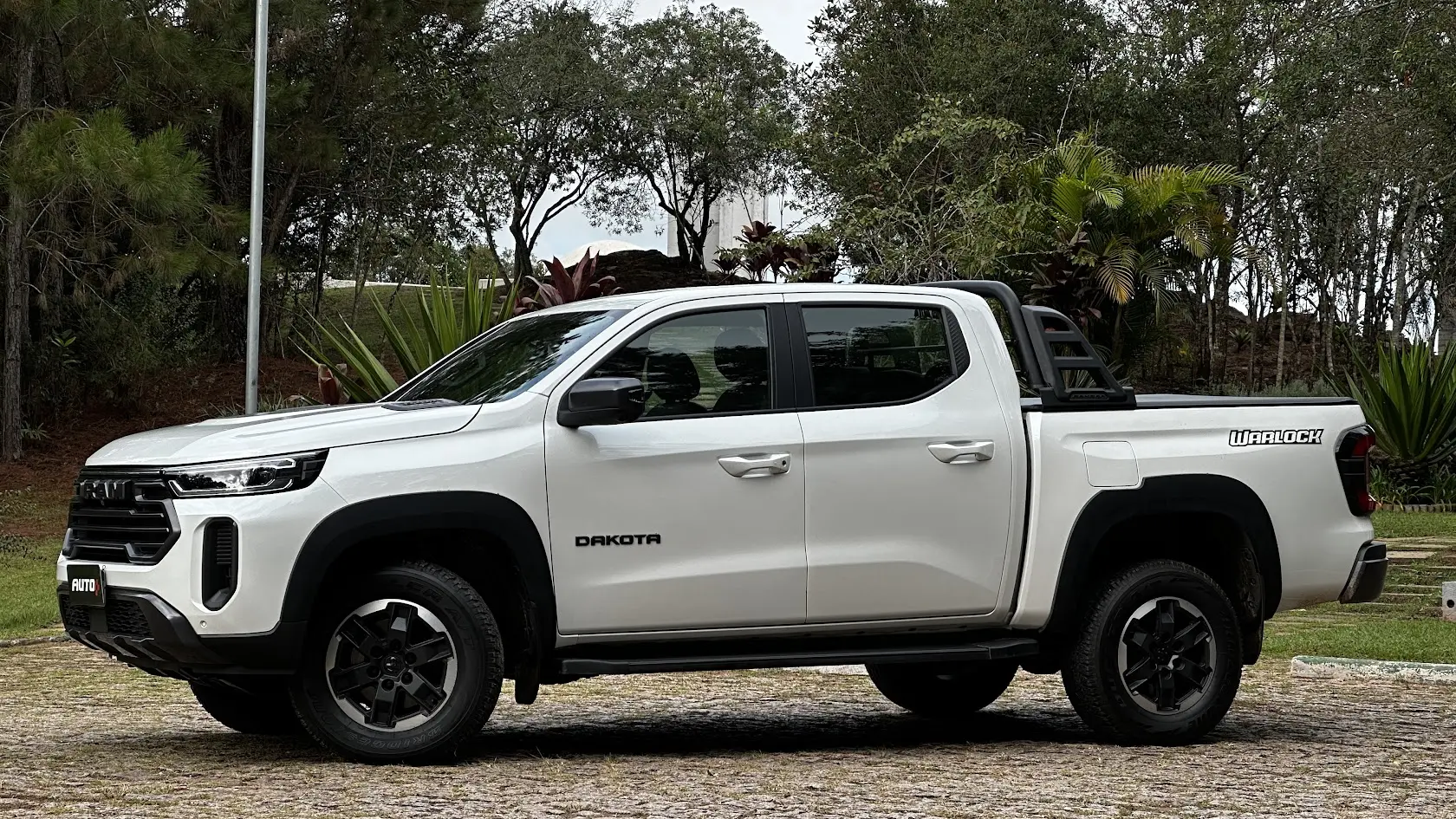 Fiat Titano e Ram Dakota vendem menos e Stellantis faz corte de produção