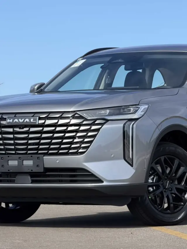 GWM Haval H6 2027 cinza parado de frente