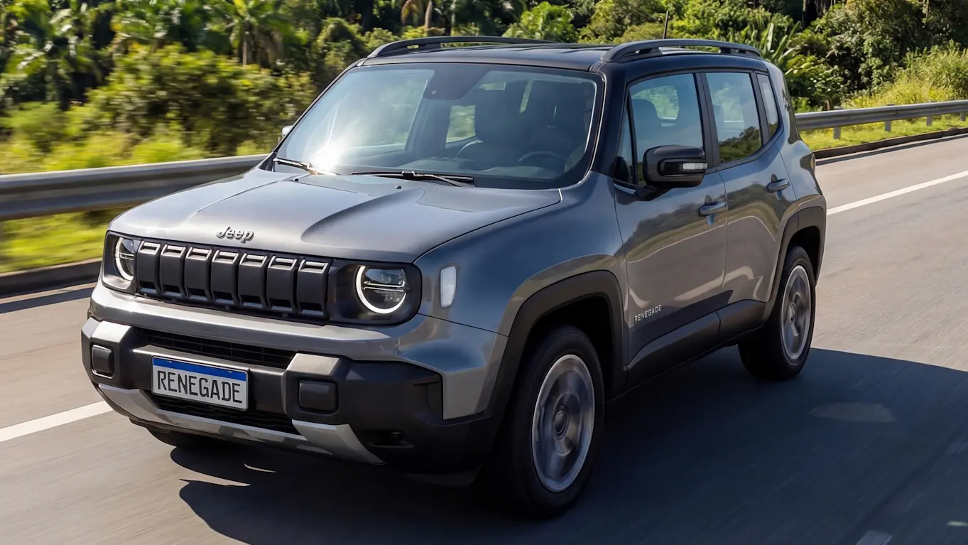Jeep Renegade Altitude 2027 cinza visto de frente pode ser uma opção ao Hyundai i20