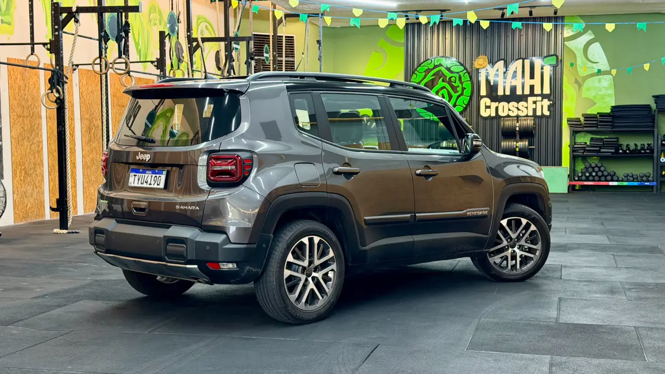 Jeep Renegade Sahara [Auto+ / João Brigato]