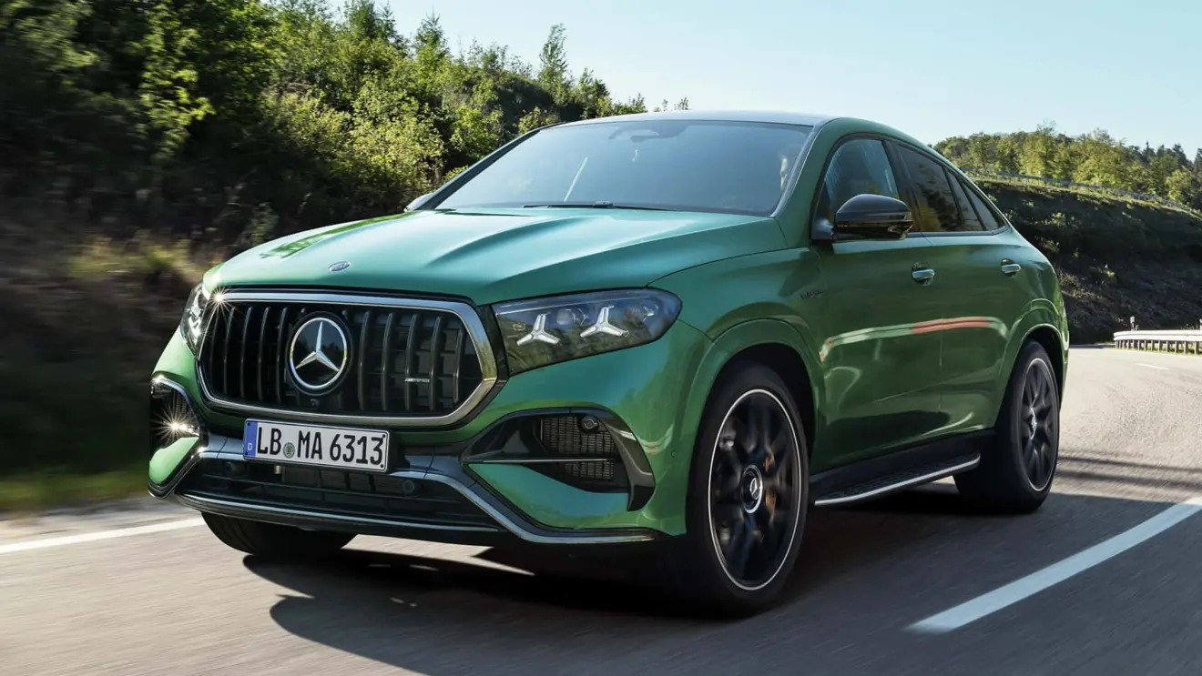 Mercedes-AMG GLE 63 S verde em movimento