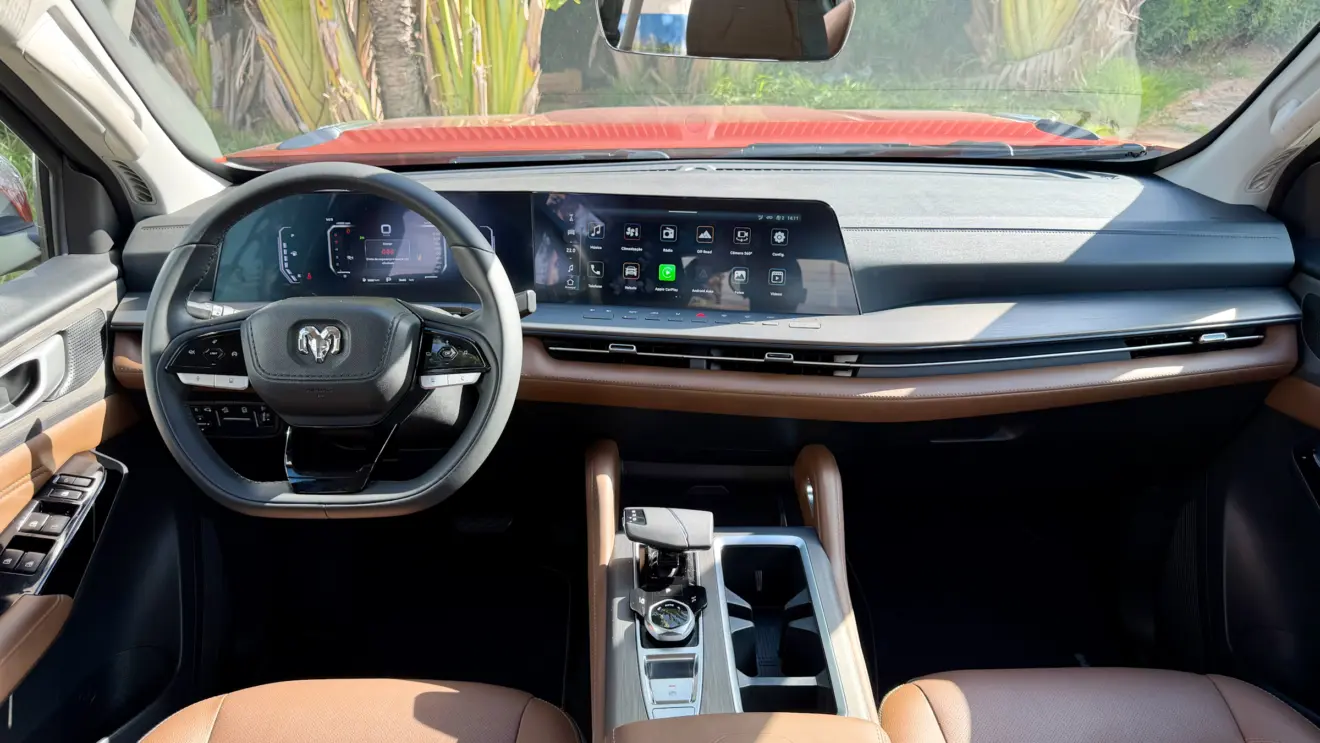 interior Ram Dakota Laramie [Auto+ / João Brigato]