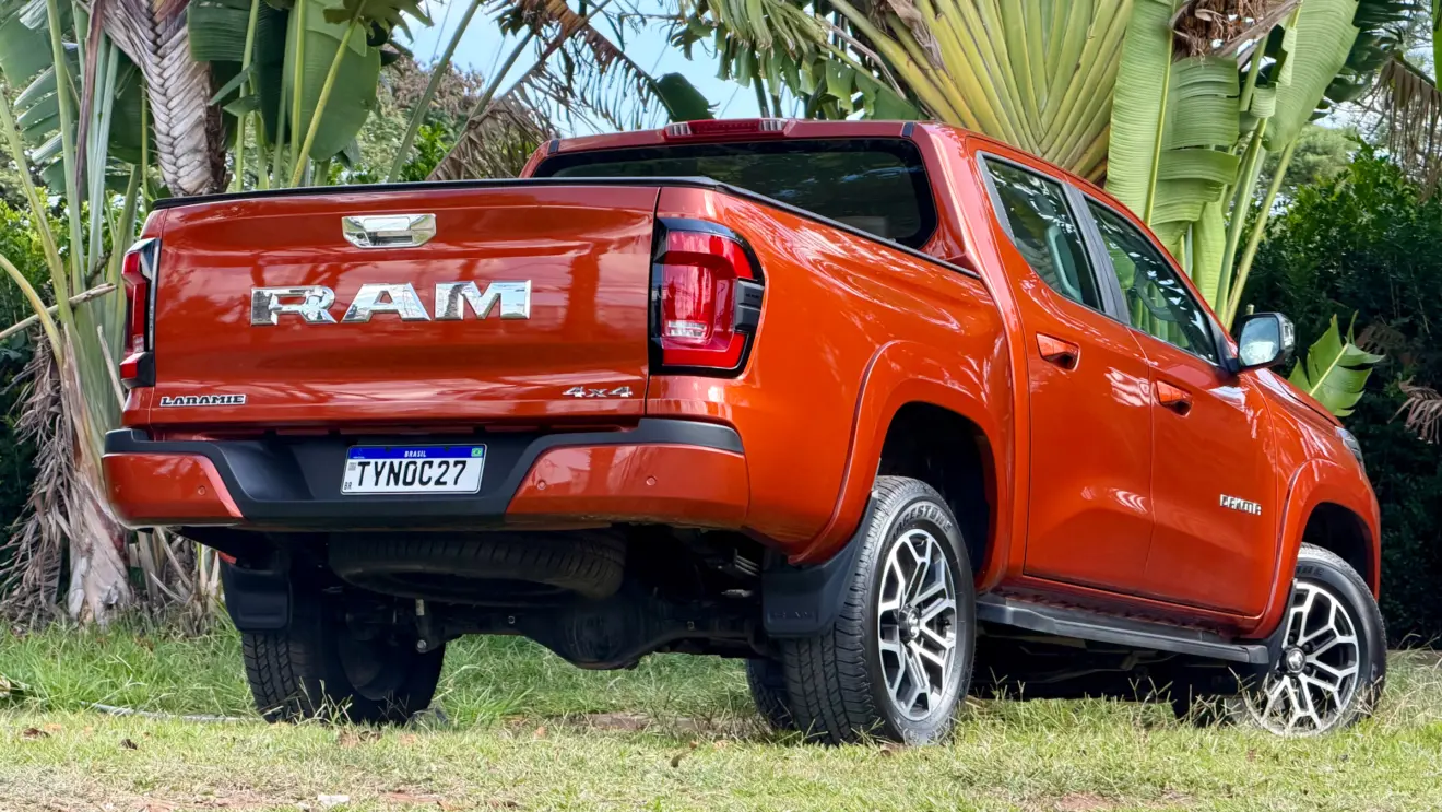 Ram Dakota Laramie [Auto+ / João Brigato]
