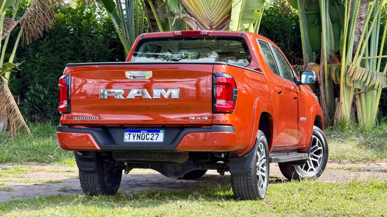 Ram Dakota Laramie [Auto+ / João Brigato]