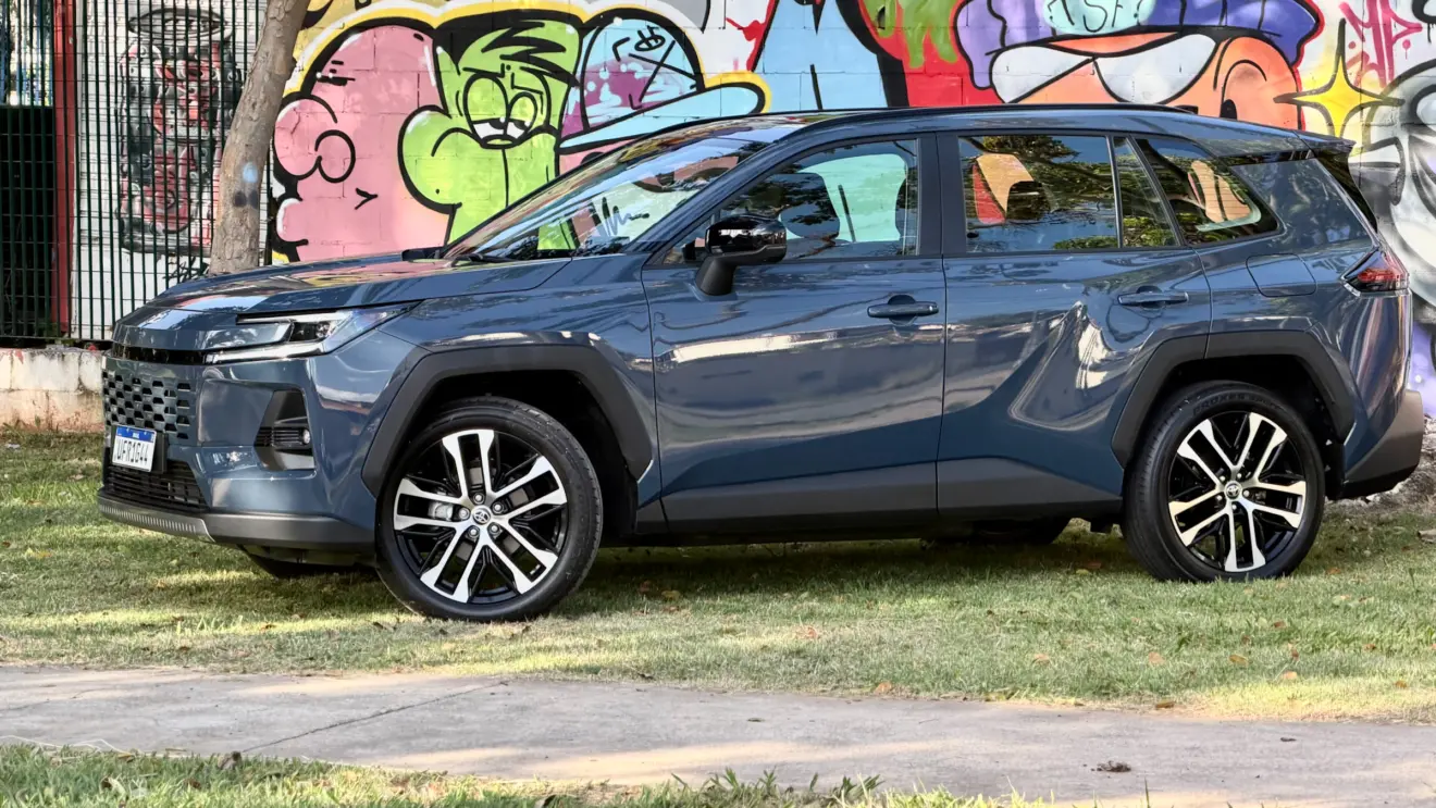Toyota RAV4 poderá dar vida a uma picape