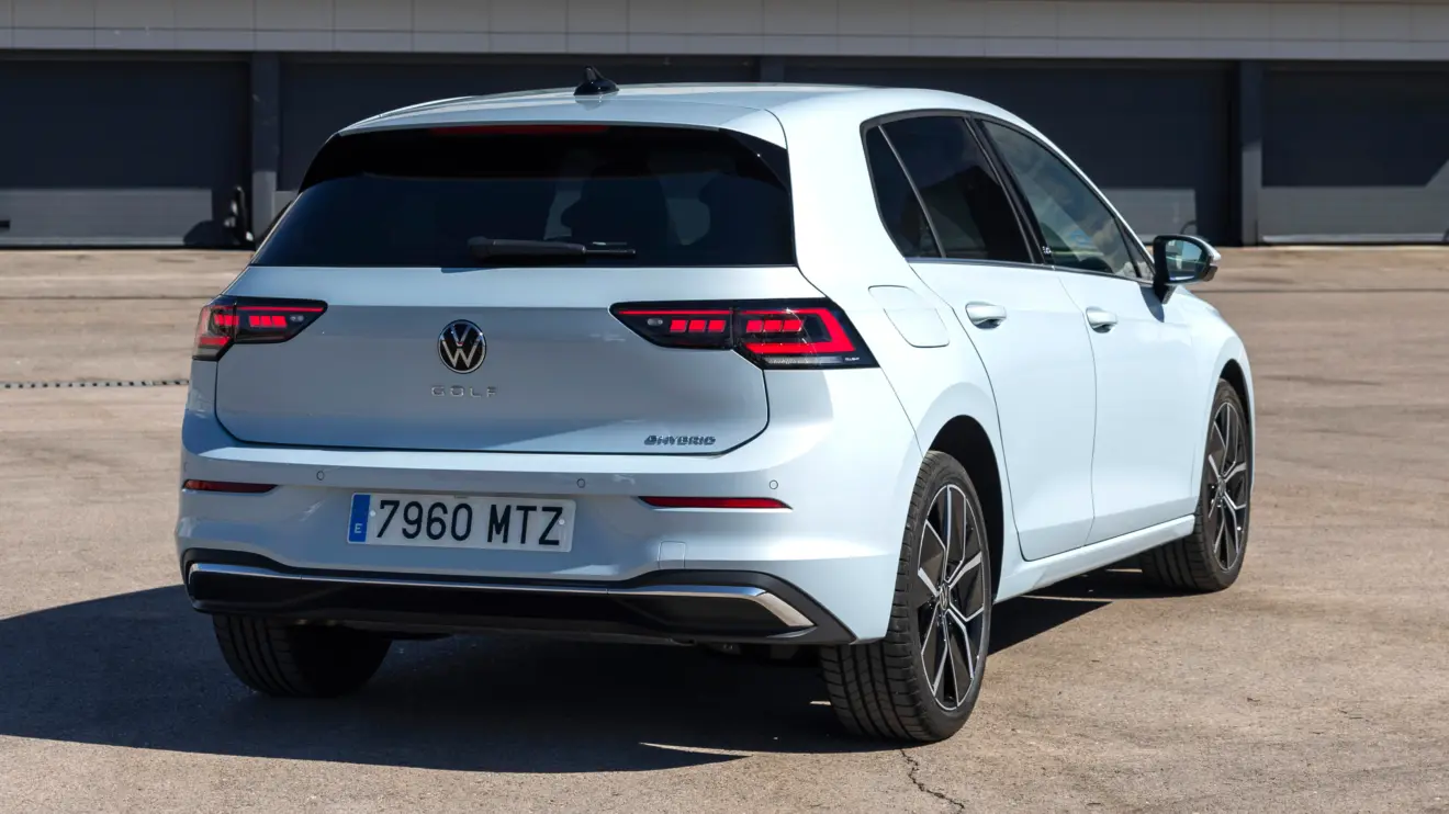 Volkswagen Golf [divulgação]