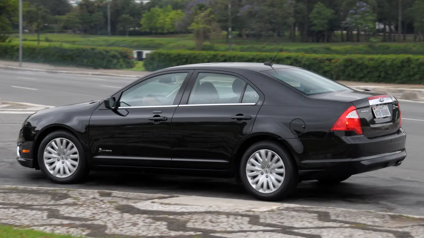 Ford Fusion Hybrid 2010 [divulgação]