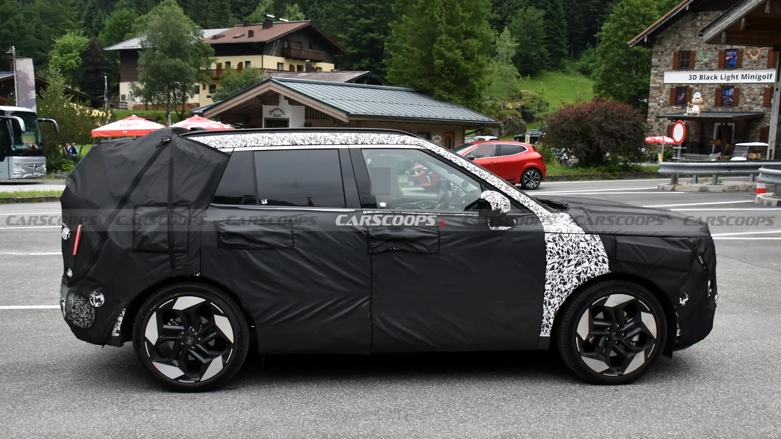 Hyundai Tucson de nova geração flagrado camuflado