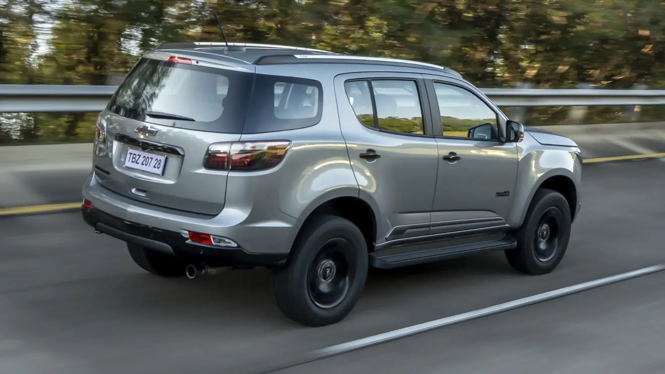Chevrolet Trailblazer High Country Midnight [divulgação]
