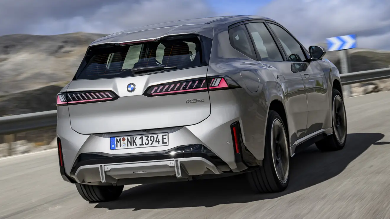 BMW iX3 [divulgação]