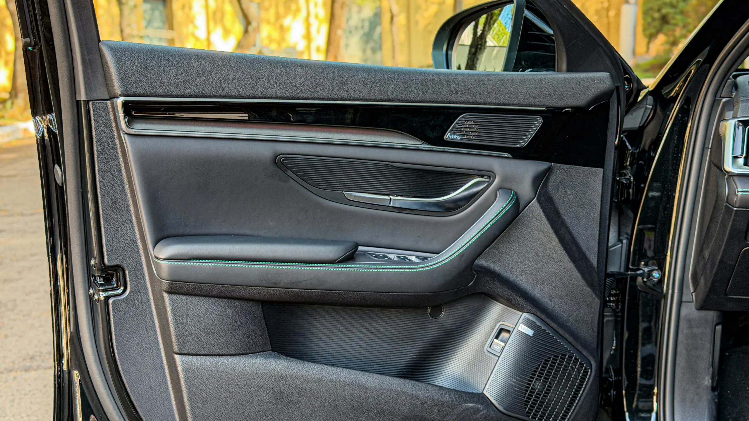 Interior do BYD Song Plus 2027 para teste e avaliação