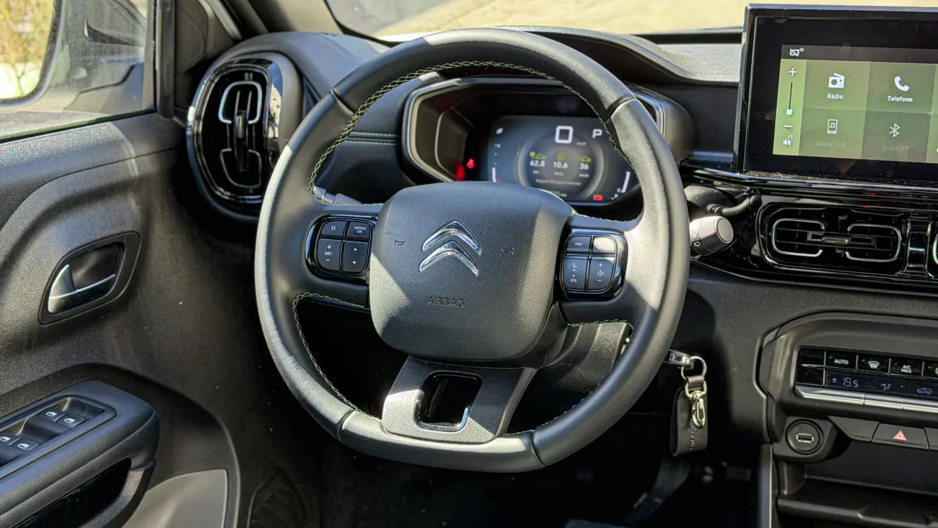 Interior do Citroën Aircross XTR
