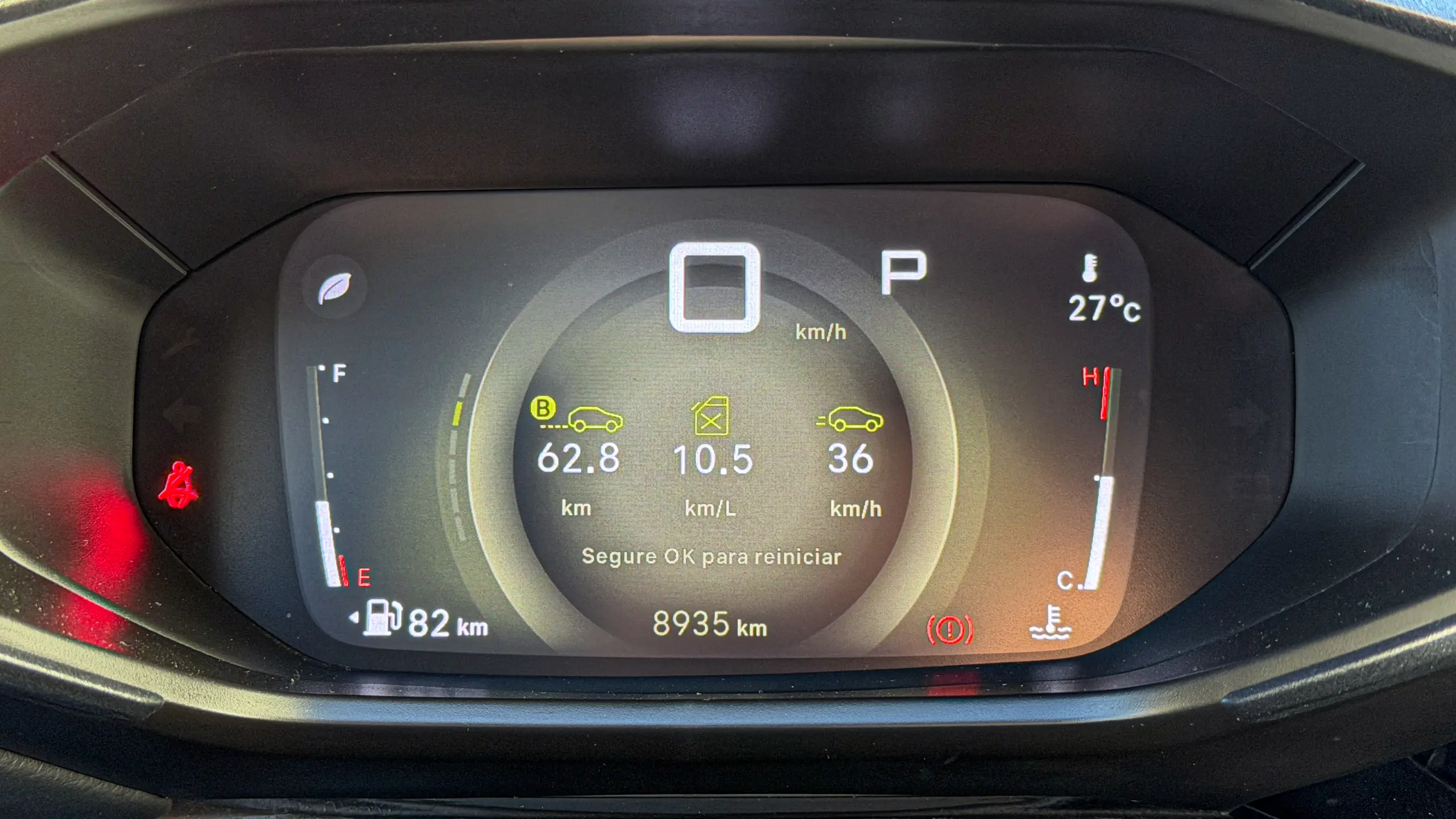 Interior do Citroën Aircross XTR