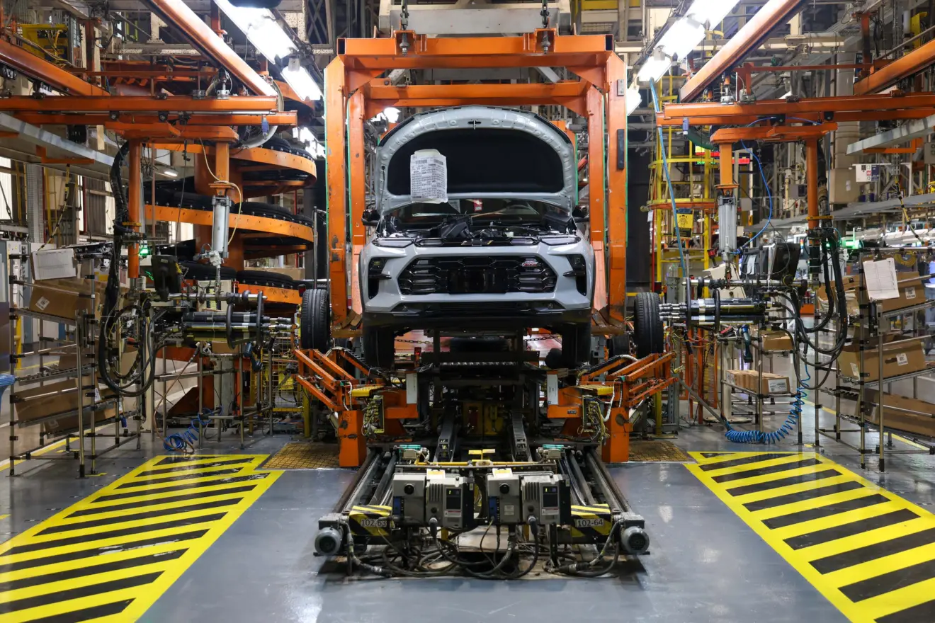 Linha de produção da fábrica da Chevrolet em Gravataí