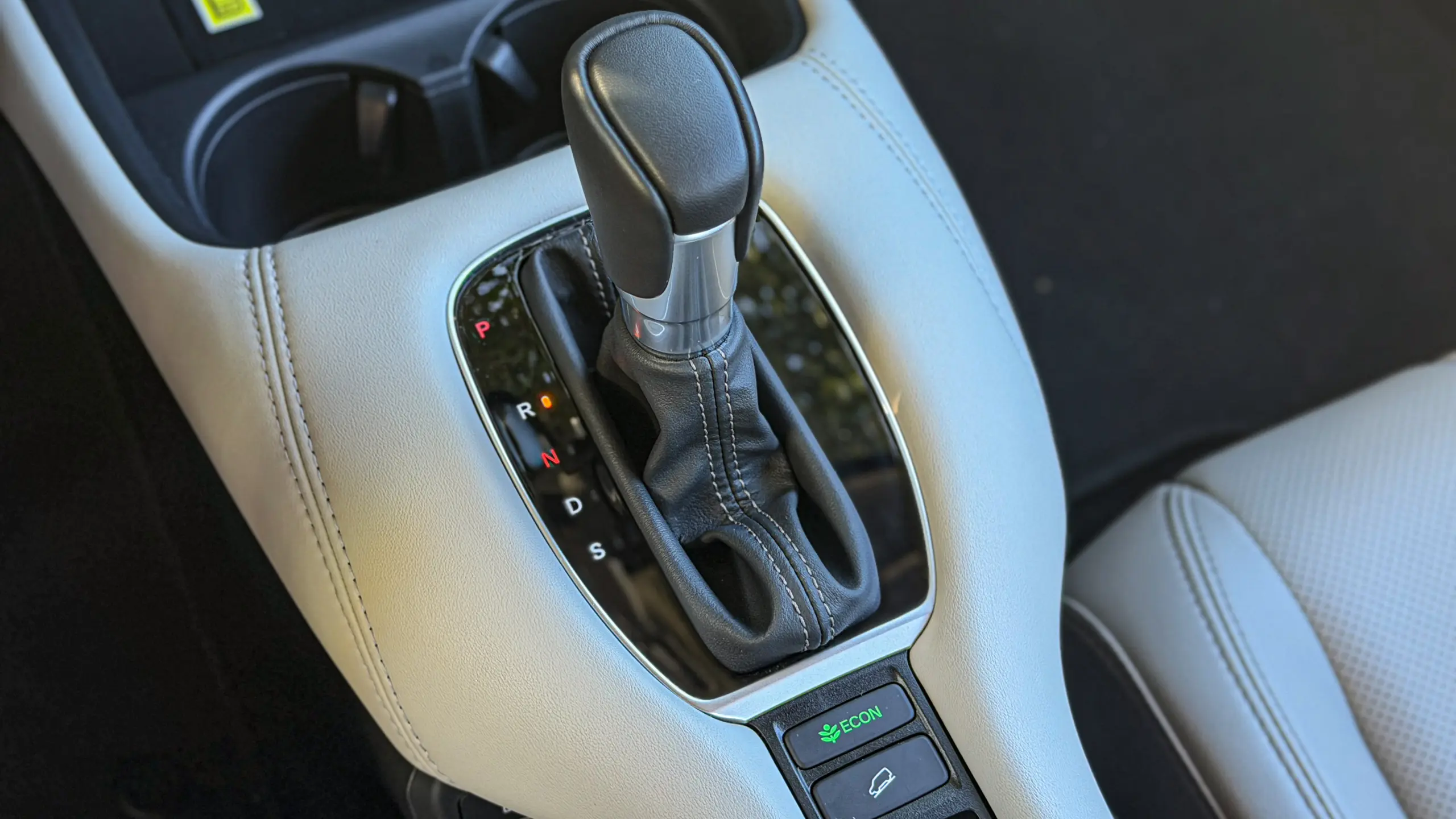 Interior do Honda ZR-V Touring para avaliação, teste e review