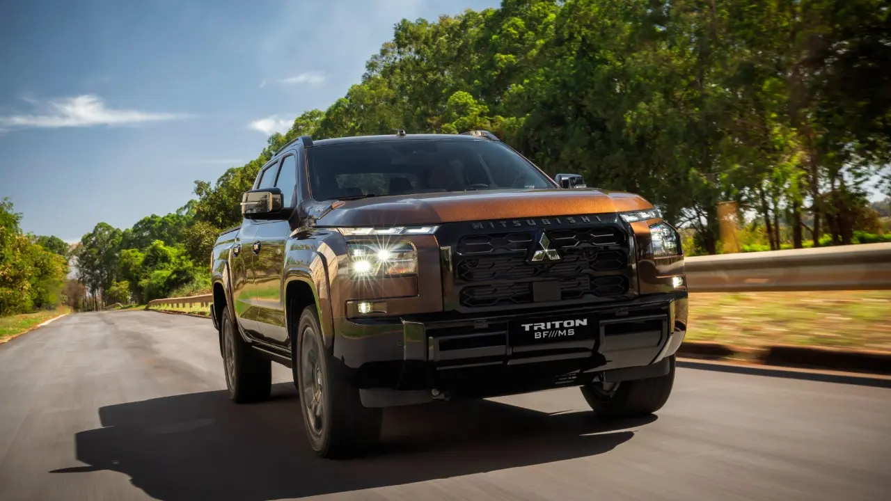 Mitsubishi Triton BF///MS