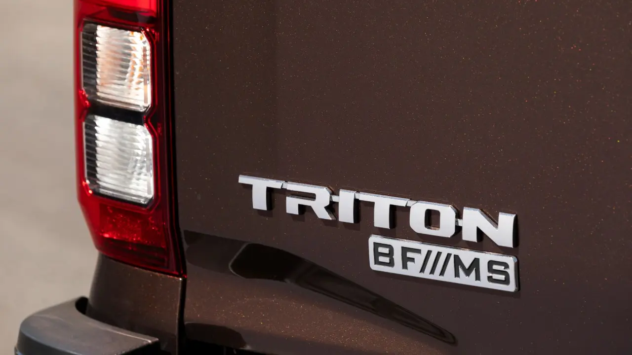 Mitsubishi Triton BF///MS