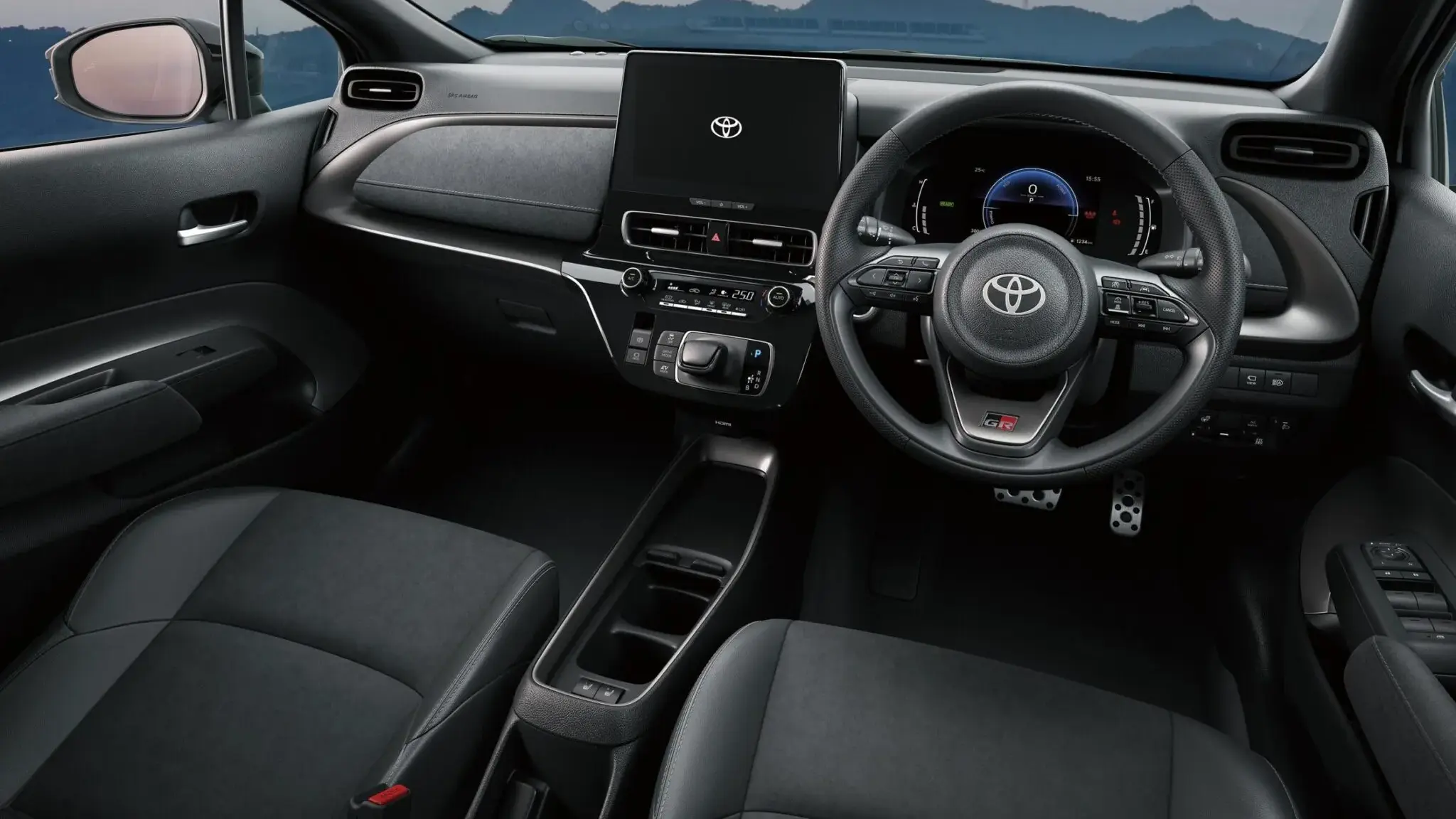 interior Toyota Acqua GR-Sport [divulgação]
