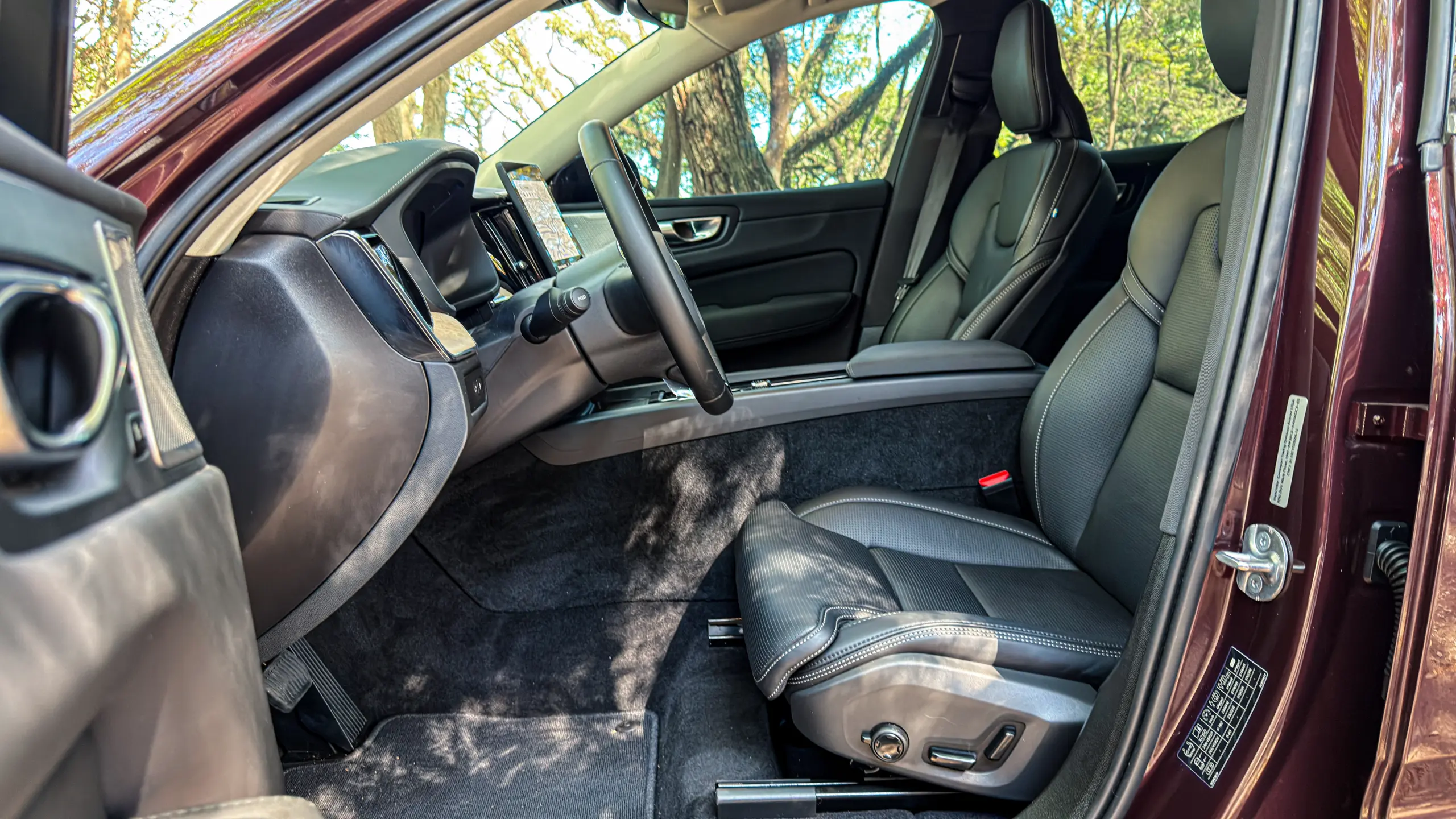 Volvo XC60 Ultra e seu interior para avaliação e teste