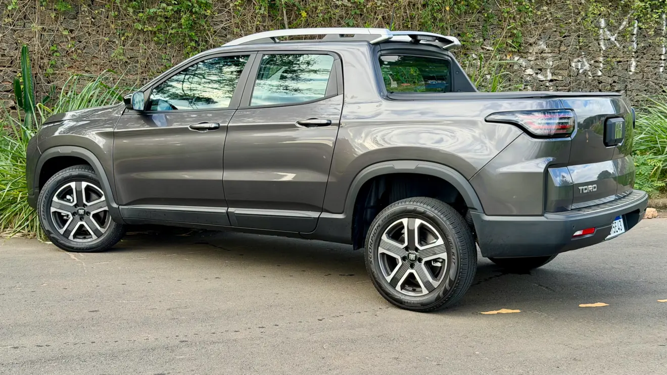 Fiat Toro Freedom [Auto+ / João Brigato]