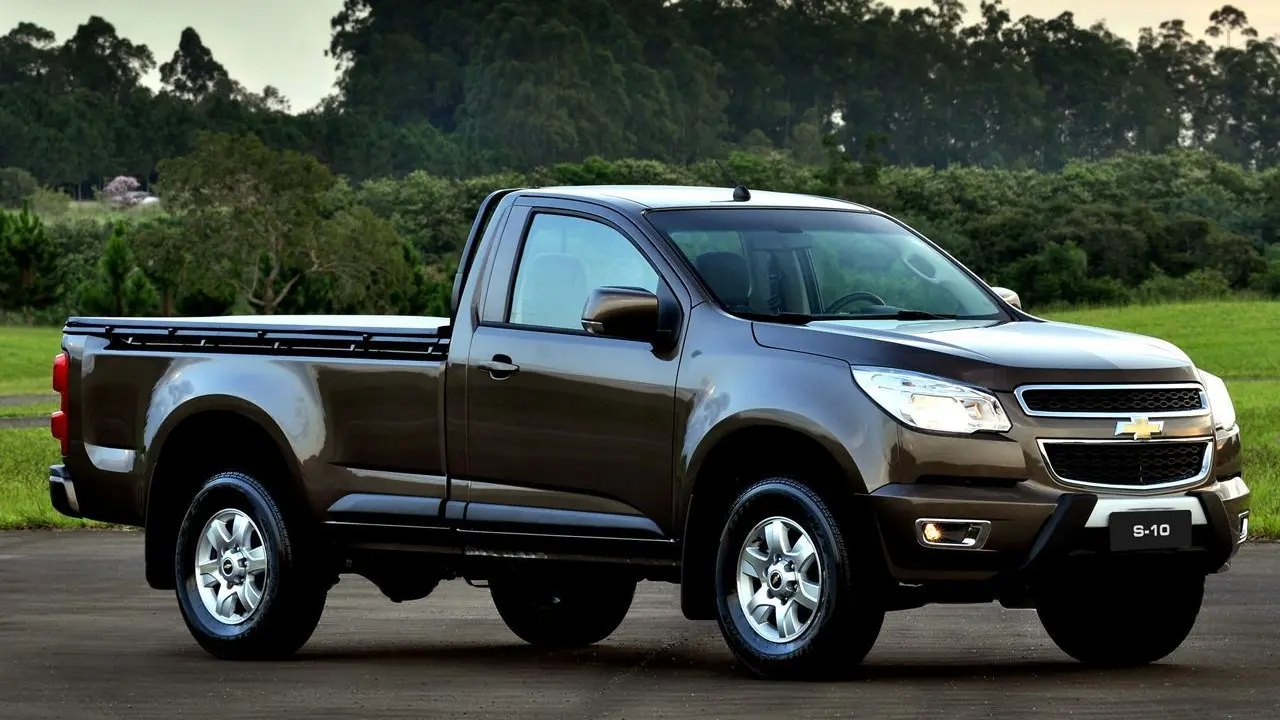 Chevrolet S10 LS 2.8 4x4 manual 2014 
