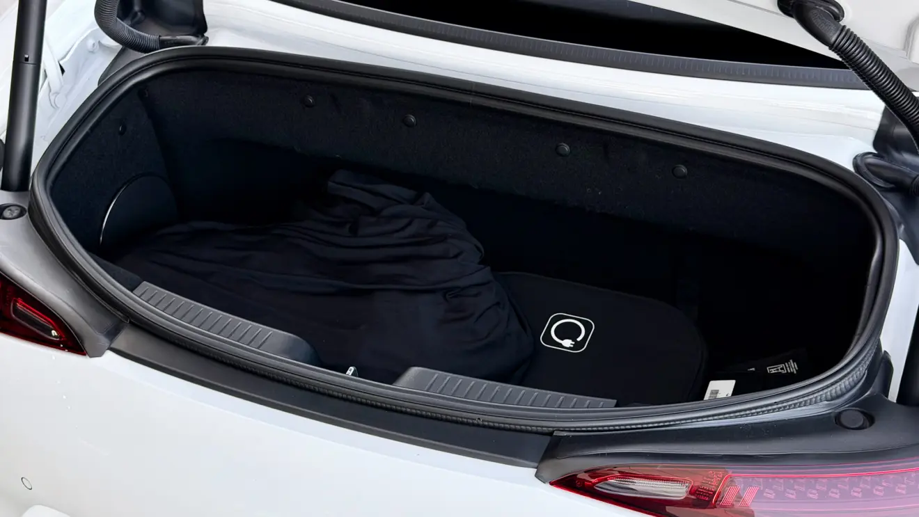 porta-malas Mercedes-Benz SL 63 AMG [Auto+ / João Brigato]