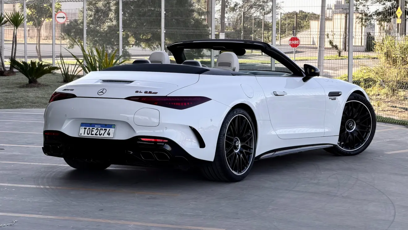 Mercedes-Benz SL 63 AMG [Auto+ / João Brigato]