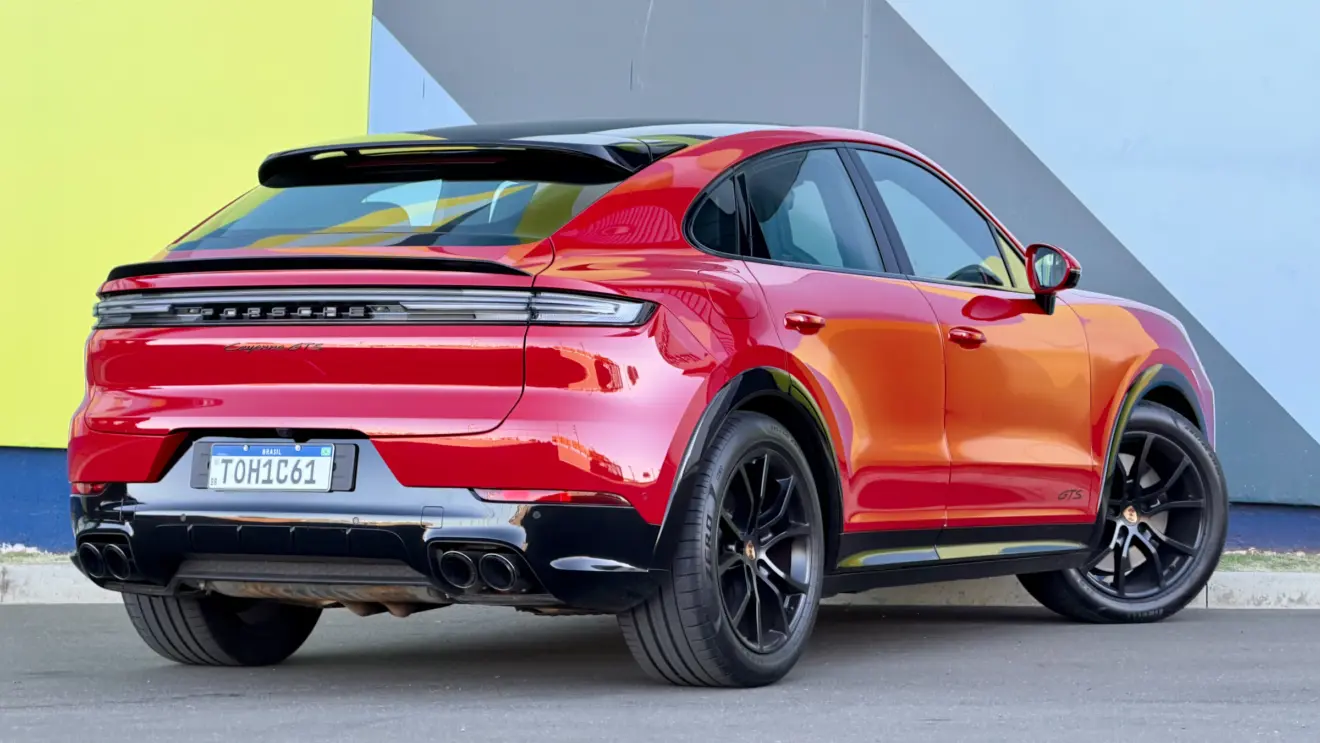 Porsche Cayenne GTS Coupé [Auto+ / João Brigato]