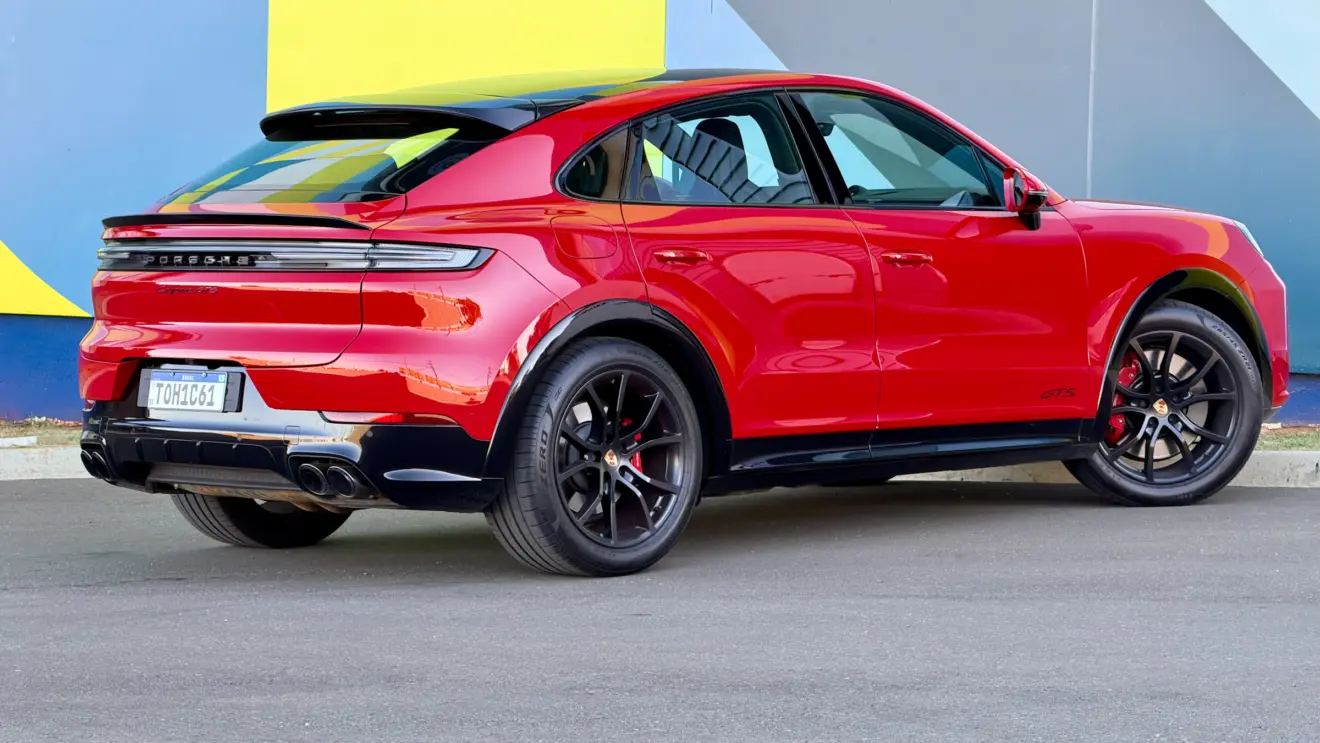 Porsche Cayenne GTS Coupé [Auto+ / João Brigato]