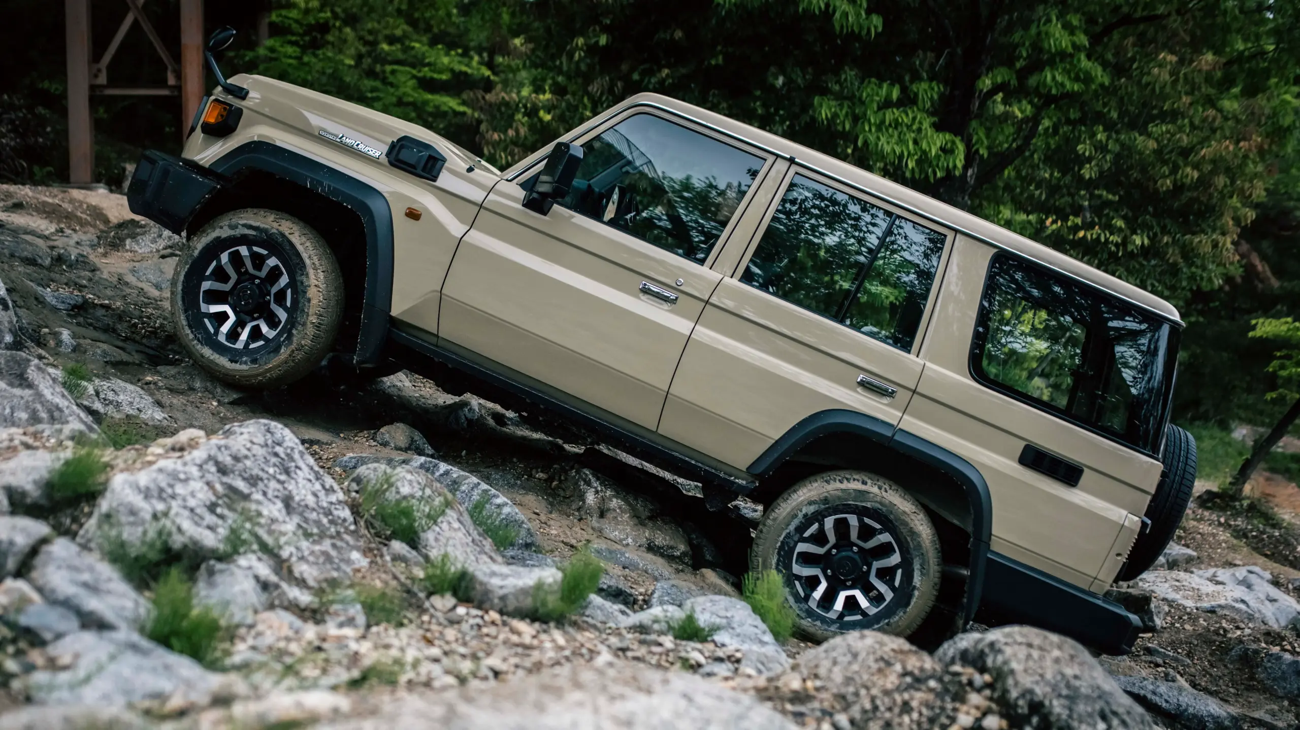Toyota relança SUV de 1984 como linha 2027