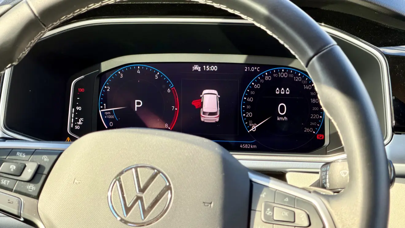 painel de instrumentos digital volkswagen taos comfortline