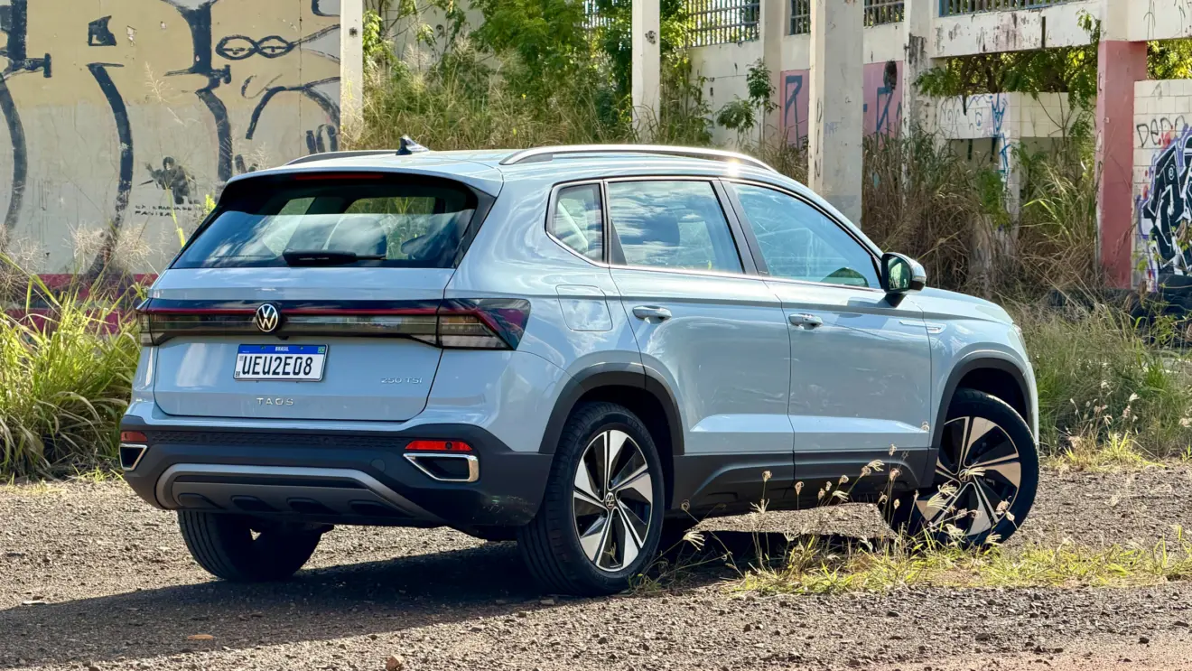 traseira Volkswagen Taos Comfortline [Auto+ / João Brigato