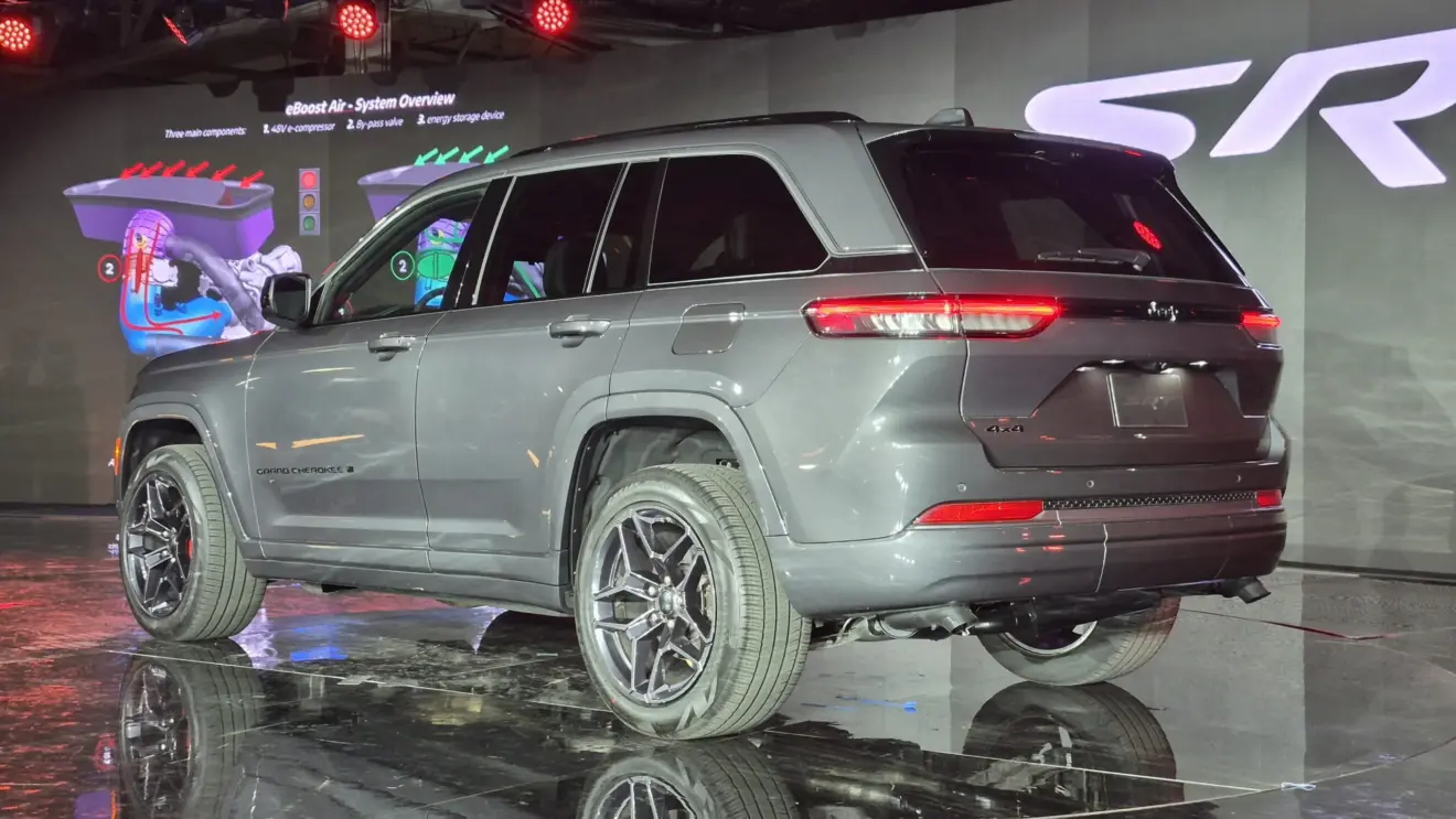 tecnologia chamada eBoost Air da STR para eliminar o turbolag no Jeep Cherokee