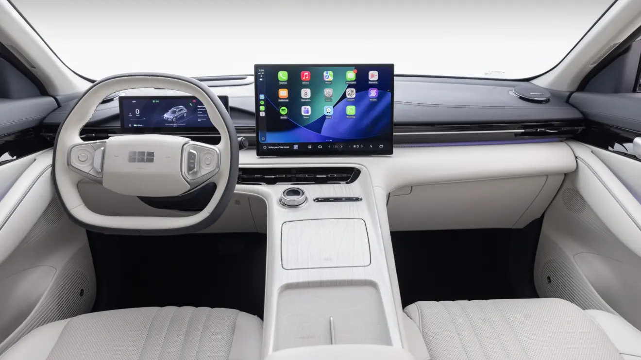 Geely EX5 elétrico interior branco
