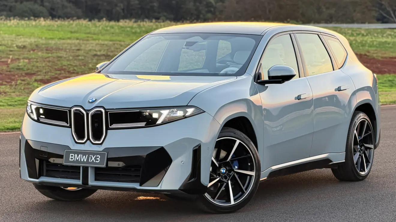 BMW iX3 [Auto+ / Luiz Forelli]