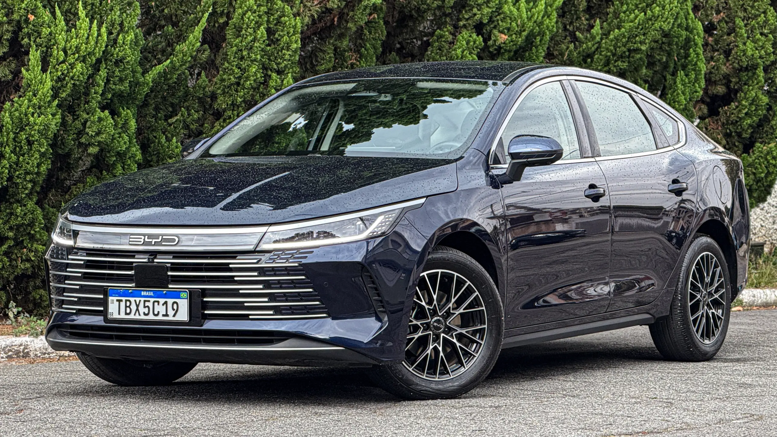BYD já vende quase metade dos seus carros fora da China  e quer mais