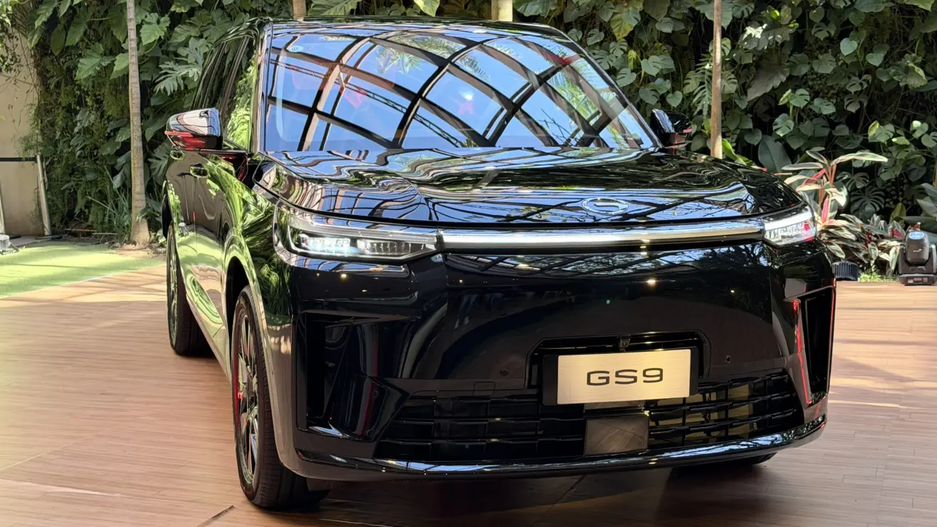 GAC GS9 preto de frete