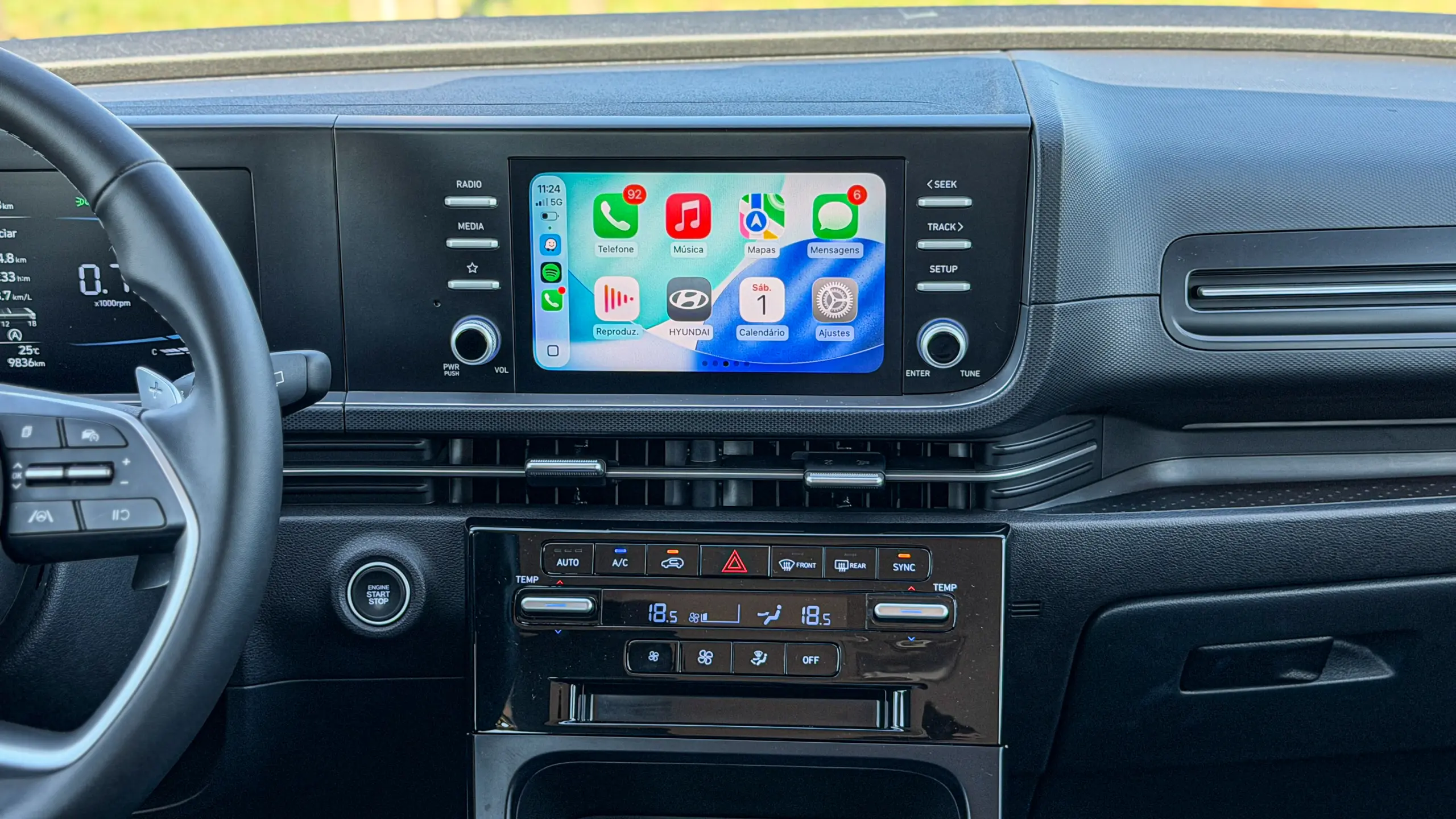 Hyundai Creta Limited interior e cabine para avaliação e teste