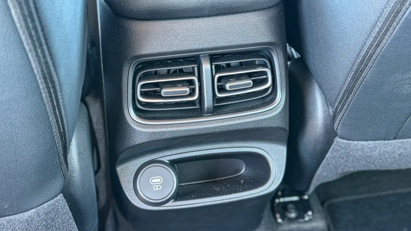 Hyundai Creta Limited interior e cabine para avaliação e teste